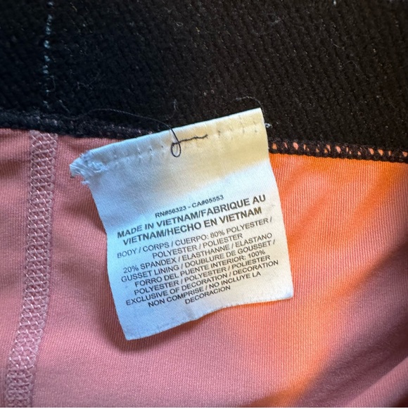 Nike Pro Shorts MEDIUM - Picture 3 of 8